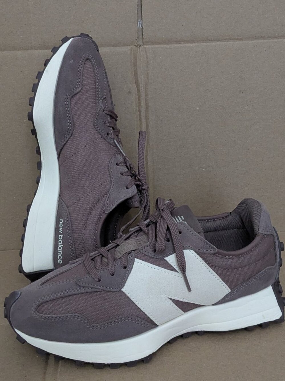 New Balance 327 Mushroom Moonbeam Brown White Sneakers Shoes Size 8.5 W5327A - Picture 3 of 14